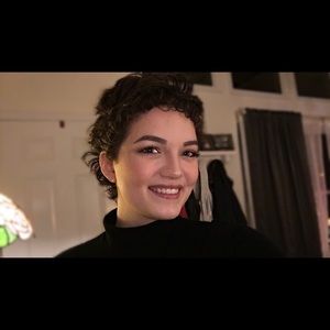 Meet your Posher, Halhaley